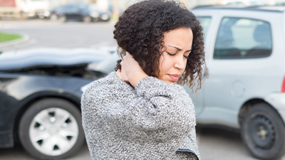 patient needs whiplash chiropractor in Hayward CA