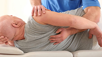patient getting chiropractic care in Hayward CA
