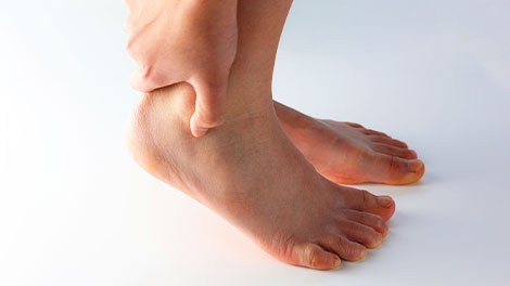 patient requiring achilles tendinopathy treatment in Hayward CA