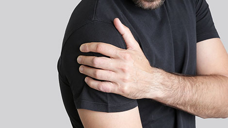 patient requiring frozen Shoulder treatment in Hayward CA