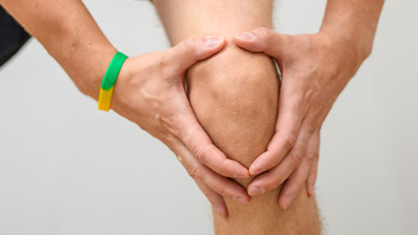 patient requiring jumper's knee treatment in Hayward CA