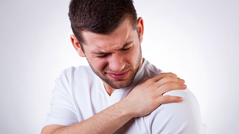 patient requiring rotator cuff injury treatment in Hayward CA